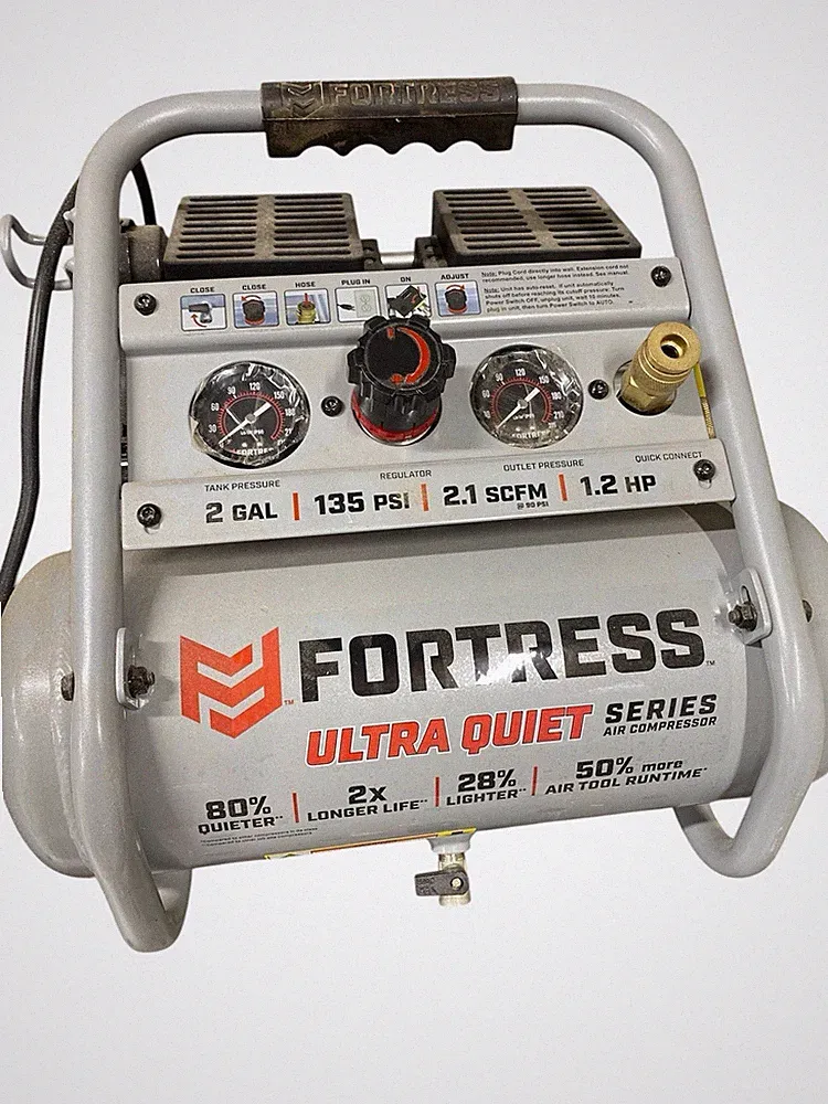 2 Gallon Jobsite Air Compressor 135 PSI Ultra Quiet Portable Oil-Free Compressor